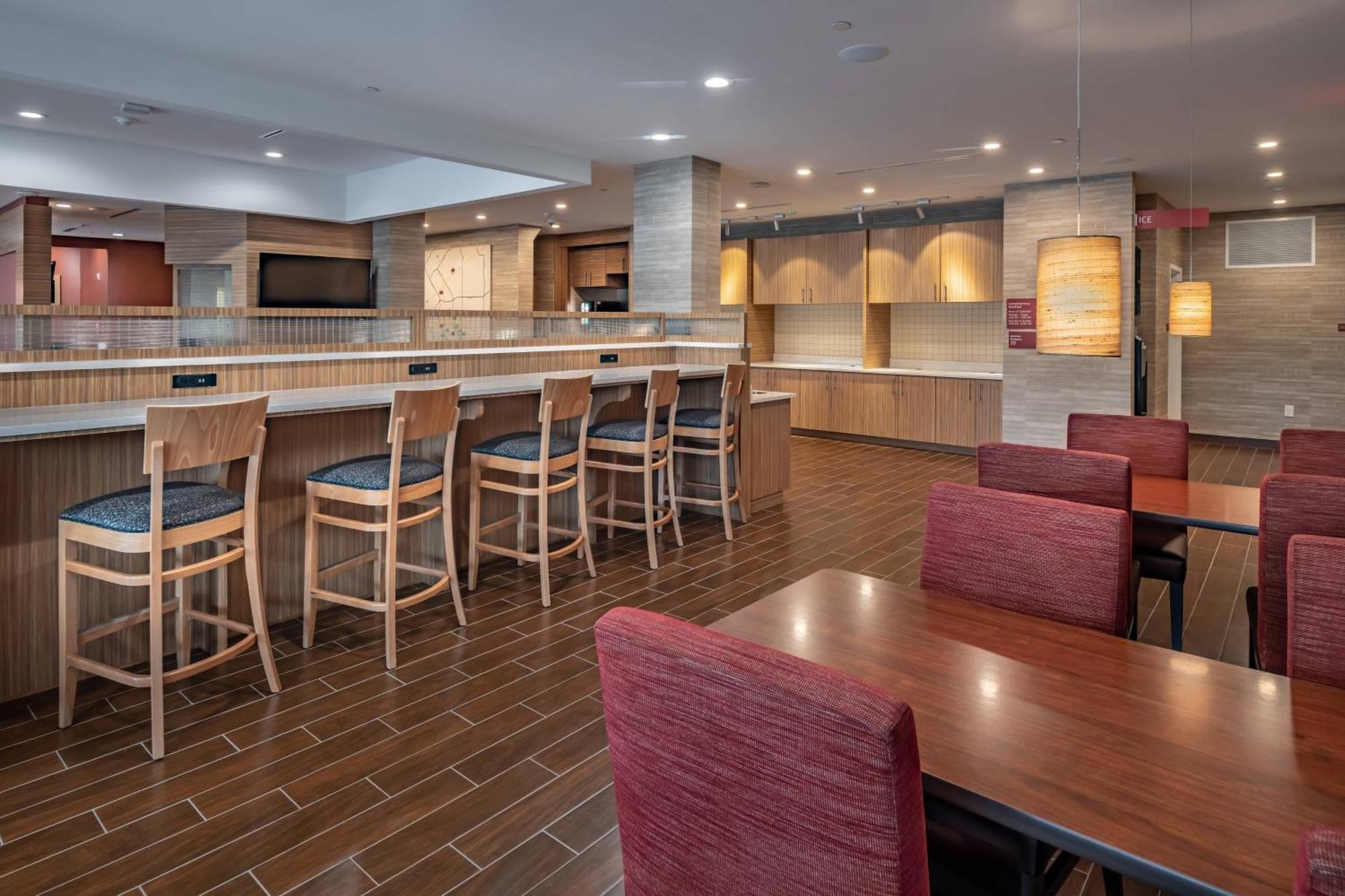 Towneplace Suites By Marriott Dallas מסקיט מראה חיצוני תמונה